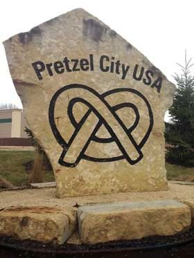 Freeport Ford Pretzel City