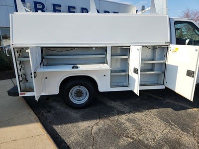 2016 Ford E-350SD Base Cutaway