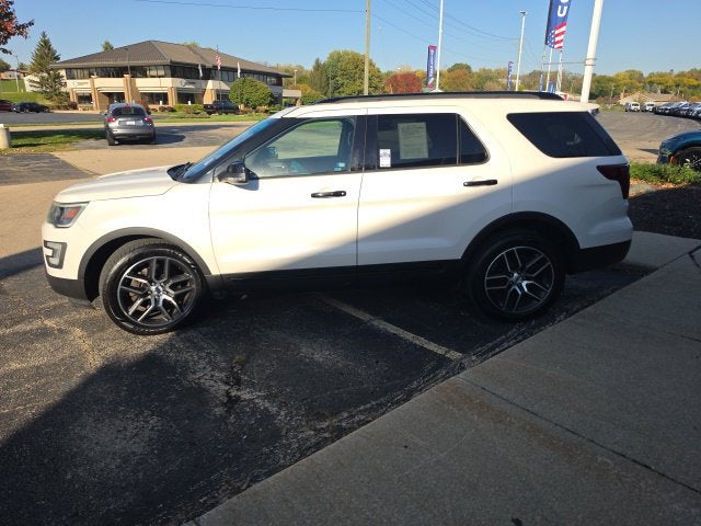 2016 Ford Explorer Sport