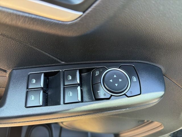 2021 Ford Escape Hybrid SE