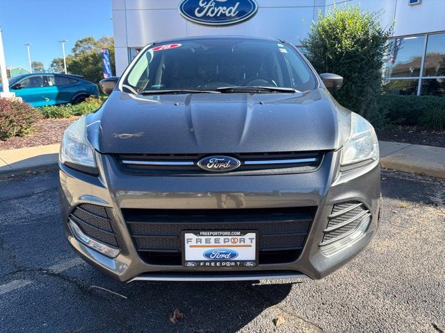 Used 2016 Ford Escape SE with VIN 1FMCU9G91GUB91517 for sale in Freeport, IL