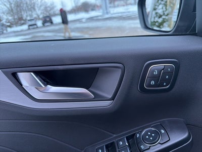 2026 Ford Escape Platinum