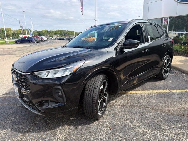 2023 Ford Escape ST-Line Select