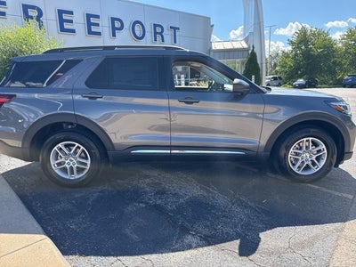 2025 Ford Explorer Active