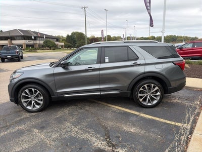 2025 Ford Explorer Platinum