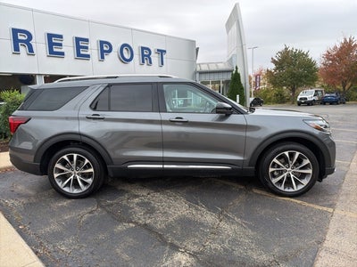 2025 Ford Explorer Platinum