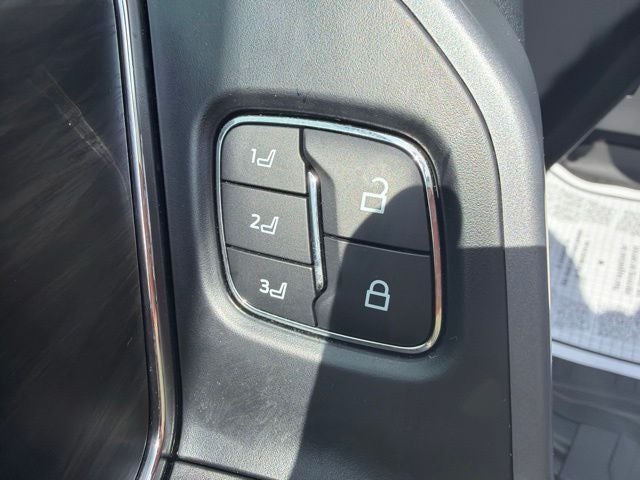 2025 Ford F-150 Lariat - Photo 11