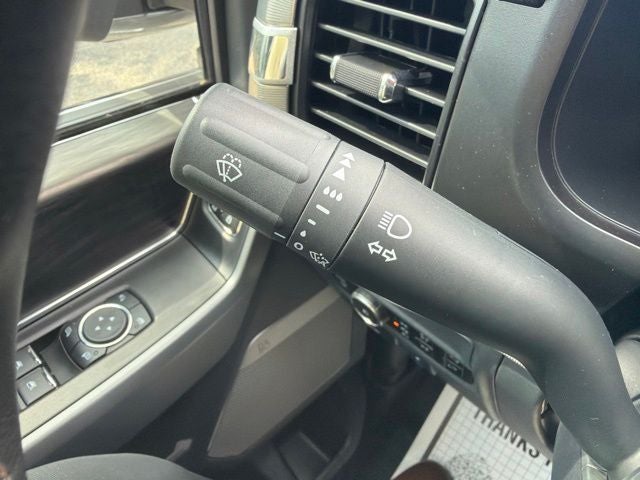 2025 Ford F-150 Lariat - Photo 17