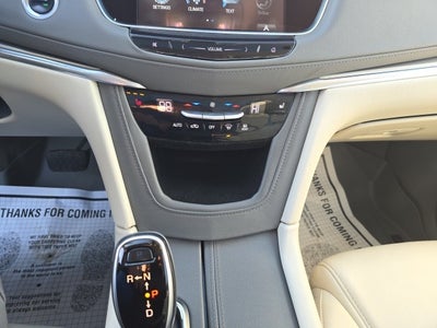 2017 Cadillac XT5 Luxury