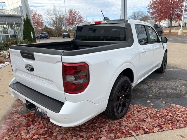 2025 Ford Maverick Lobo Standard