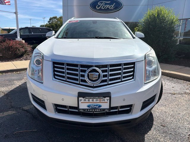 Used 2014 Cadillac SRX Luxury Collection with VIN 3GYFNEE35ES668592 for sale in Freeport, IL