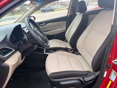 2020 Hyundai Accent SE