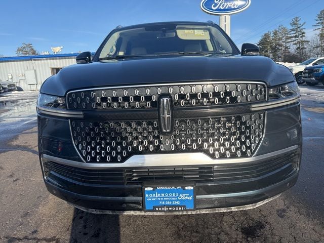 2025 Lincoln Navigator L Reserve