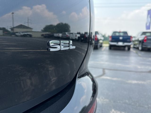 2023 Mitsubishi Outlander Base