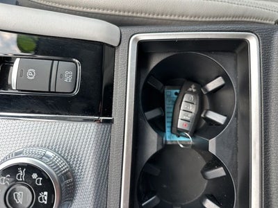 2023 Mitsubishi Outlander Base