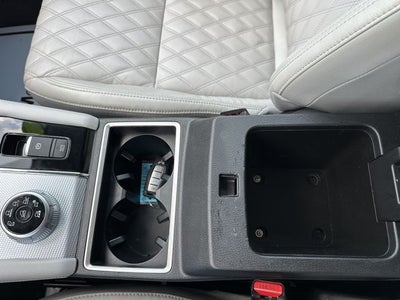 2023 Mitsubishi Outlander Base