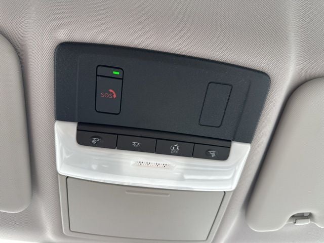 2023 Mitsubishi Outlander Base