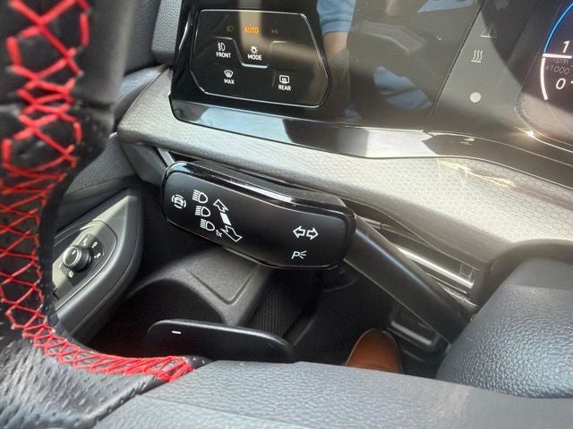 2023 Volkswagen Golf GTI Autobahn