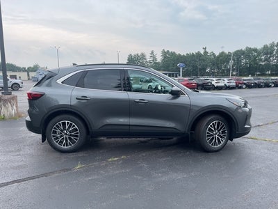 2025 Ford Escape Plug-In Hybrid Base