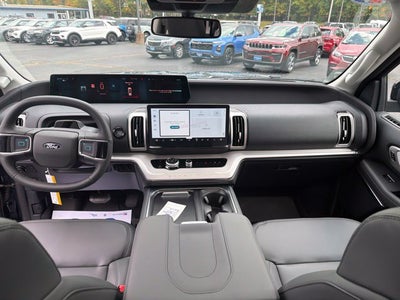 2027 Ford Expedition Max Active