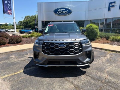 2025 Ford Explorer Platinum