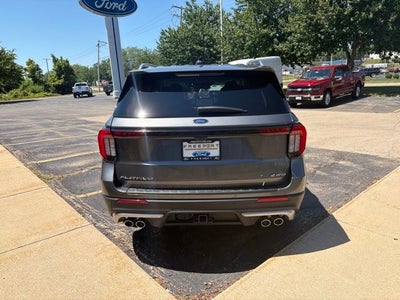 2025 Ford Explorer Platinum