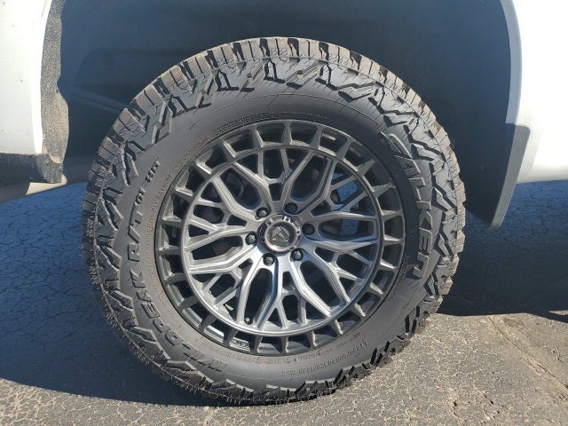 2024 Chevrolet Silverado 1500 Custom Lift Kit