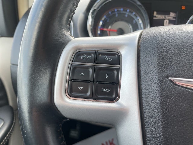 2014 Chrysler Town & Country Touring