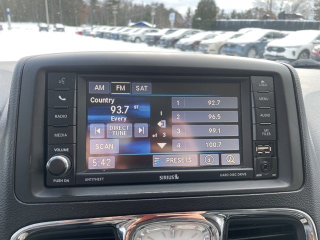 2014 Chrysler Town & Country Touring