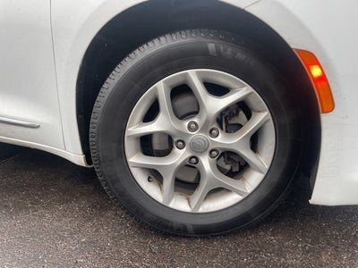 2017 Chrysler Pacifica Touring L