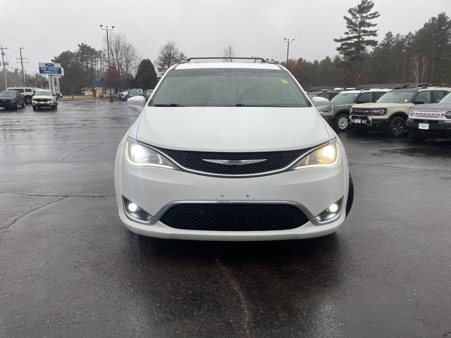 2017 Chrysler Pacifica Touring L