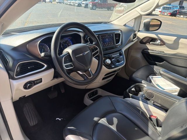 2020 Chrysler Voyager LXI