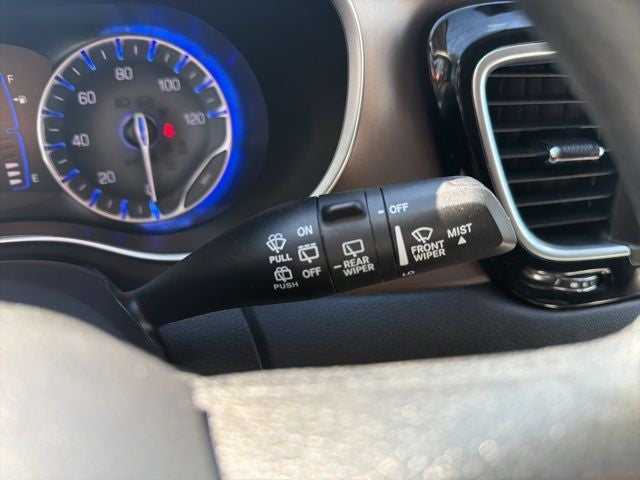 2020 Chrysler Voyager LXI