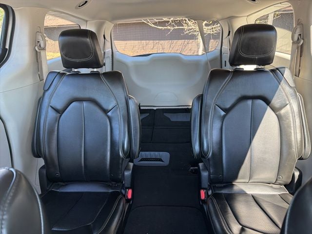 2020 Chrysler Voyager LXI