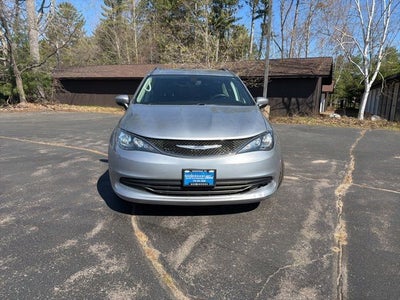 2020 Chrysler Voyager LXI