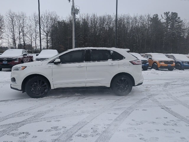 2022 Ford Edge ST Line