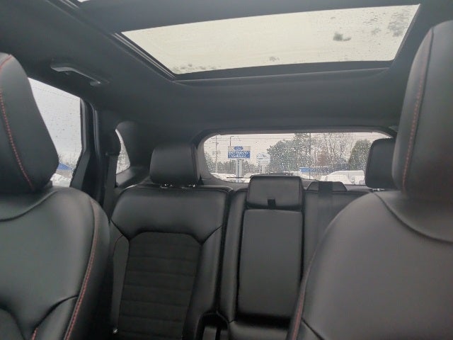 2022 Ford Edge ST Line