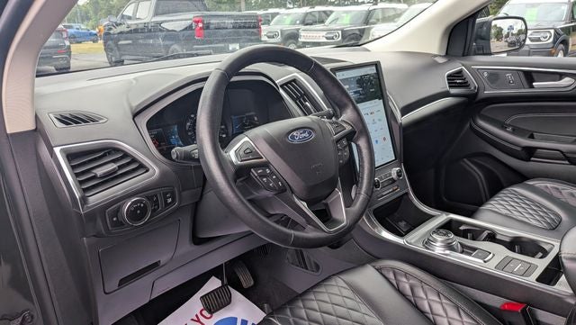 2023 Ford Edge Titanium