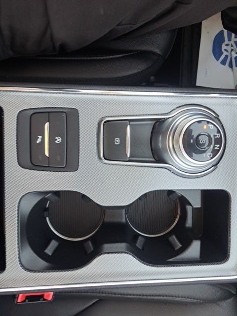 2021 Ford Edge Titanium