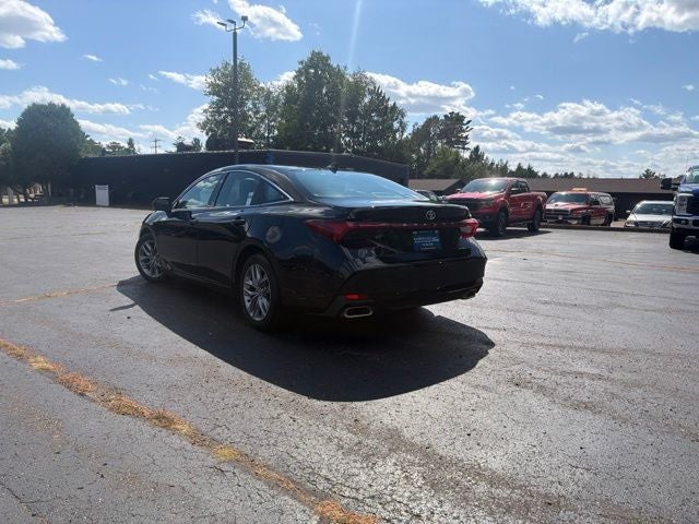2022 Toyota Avalon XLE